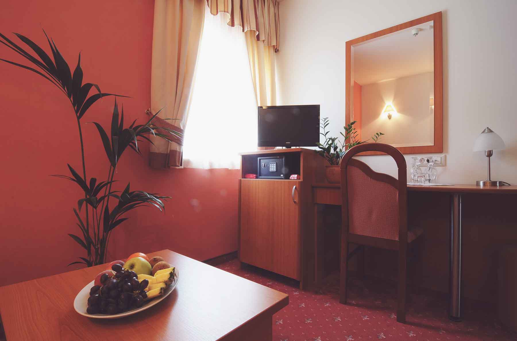 Hotel Rosina Makarska poslovni suite poslovna soba